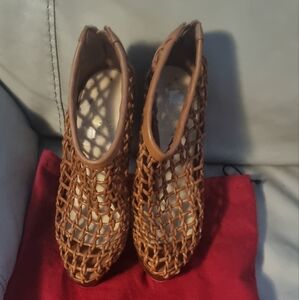 Christian Louboutin Heels - 37